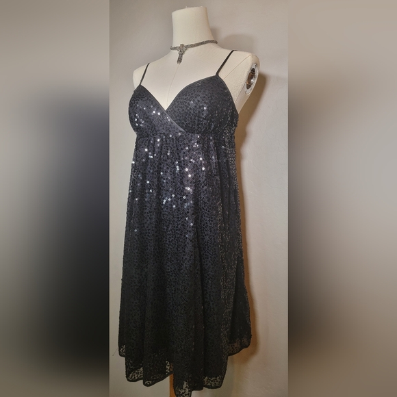 Betsey Johnson Black Sequin Baby Doll Evening Dress, Size 6 - Picture 2 of 6